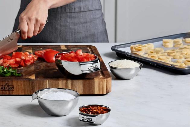 What Is Mise en Place and How It Saves Scaling Mistakes
