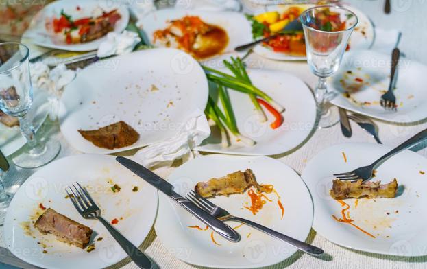 The Dinner Party Where I Served 12 People And Ran Out Of Food