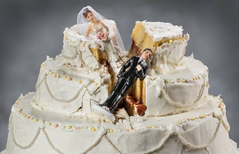 The Wedding Cake That Collapsed at 2 a.m.: My Scaling Nightmare